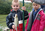 Der Kindergarten  "Alte Molkerei"  besuchte die Sportfischer.